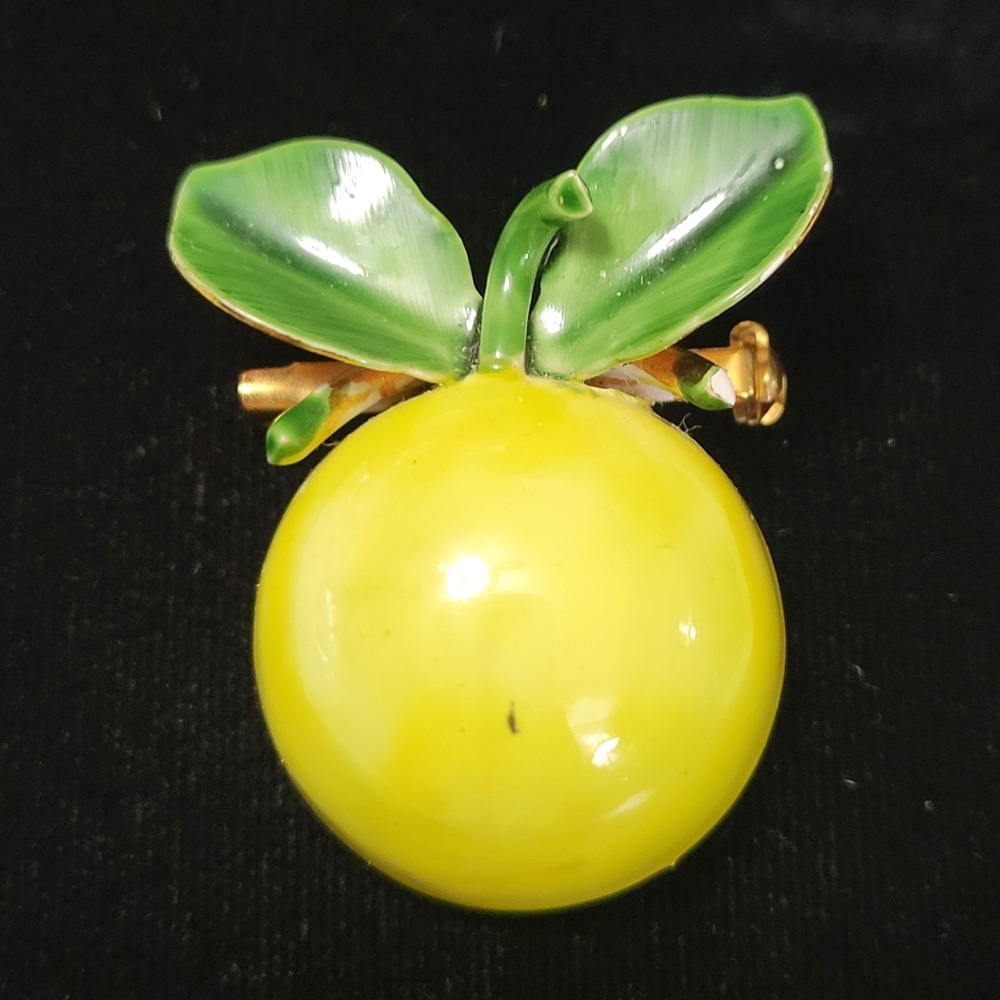 Vintage ORIGINAL BY‎ ROBERT Signed Enamel Yellow Fruit Brooch Pin
